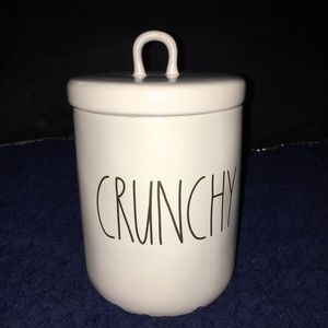 NIB RAE DUNN  “CRUNCHY”  🍪 Cookie Jar  by Magenta